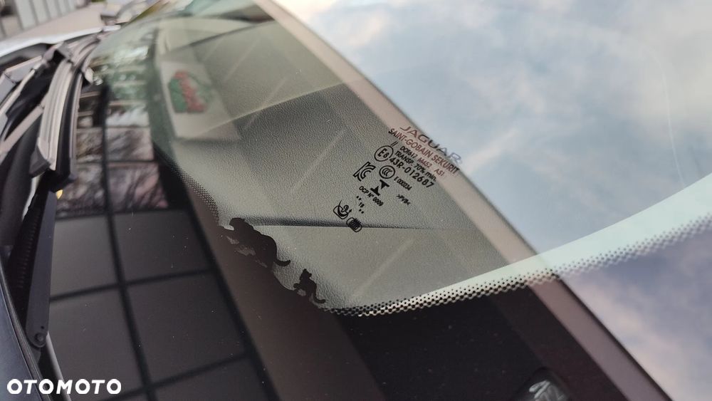 Jaguar E-Pace 2.0 i4P AWD S - 19