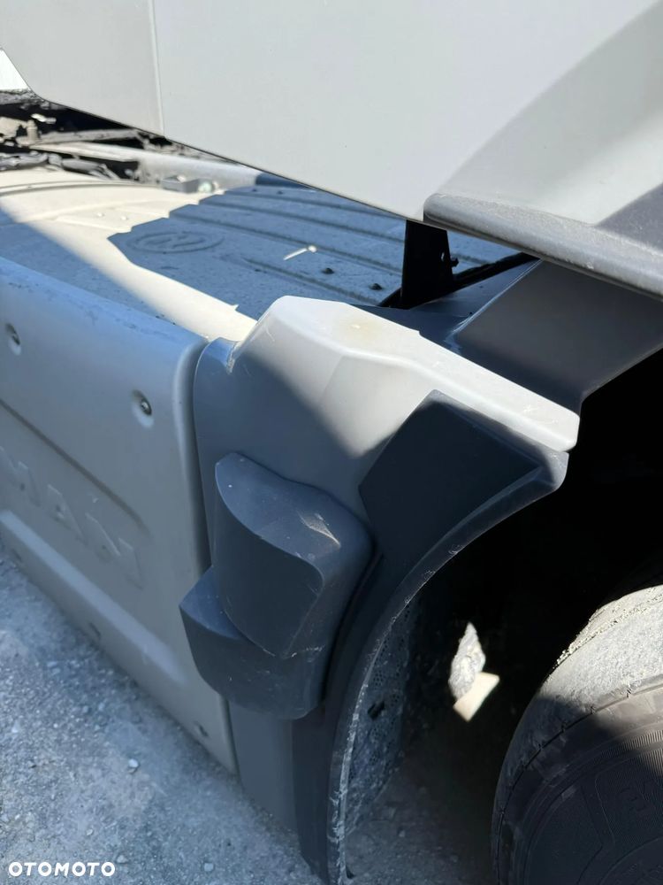 MAN TGX 470 LLS-u Low Deck Mega Retarder - 9