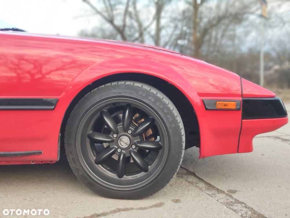 Nissan 300 ZX - 13