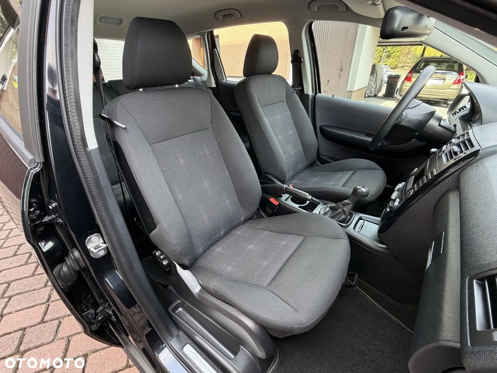Mercedes-Benz Klasa A 150 Elegance Edition 10 - 29