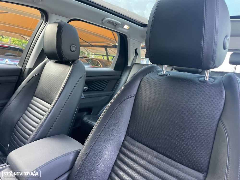 Land Rover Discovery Sport 1.5 I3 P300e AWD HSE - 8
