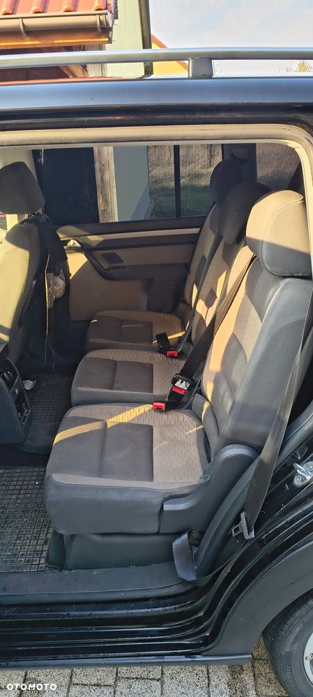 Volkswagen Touran 1.4 TSI Cross - 7