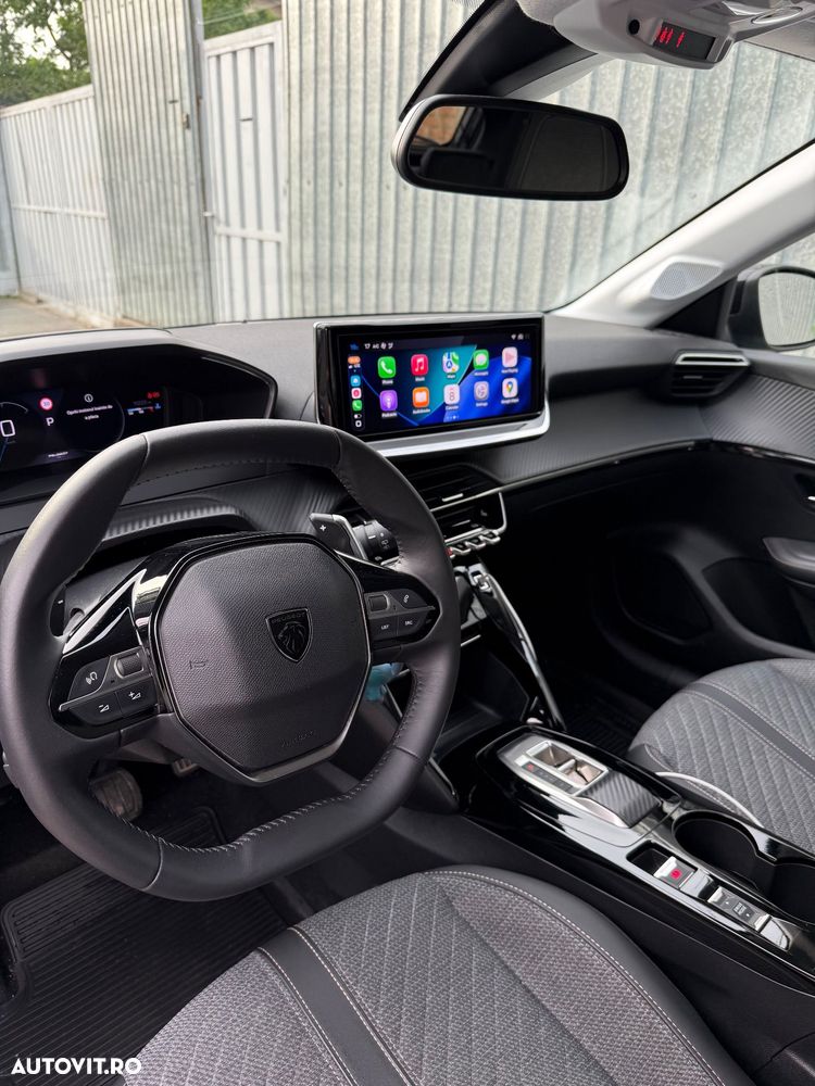 Peugeot 208 1.2L e-DCS6 MHEV Allure - 3