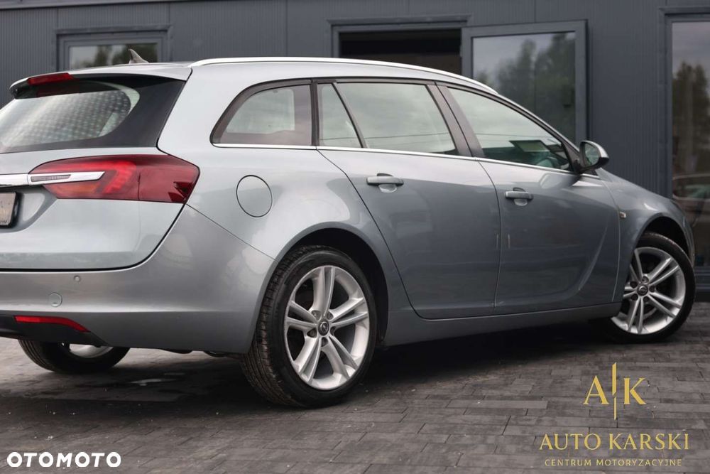 Opel Insignia - 15