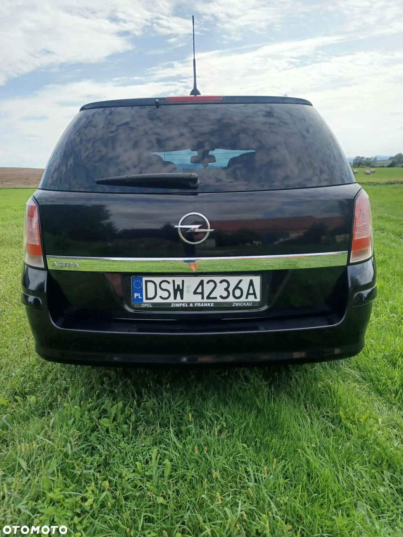 Opel Astra 1.6 Caravan Cosmo - 3