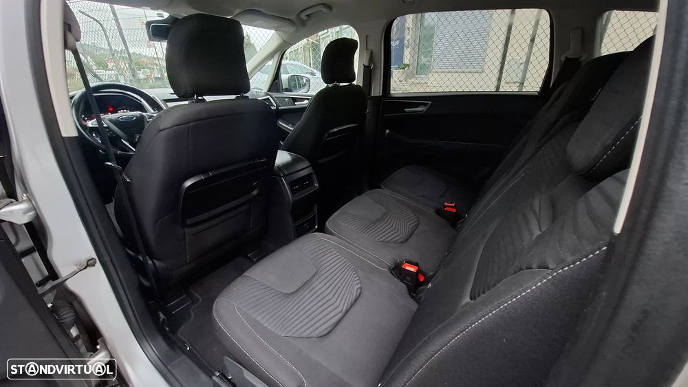 Ford S-Max 2.0 TDCi Trend - 26