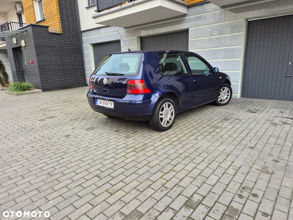 Volkswagen Golf IV 1.6 Basis - 5