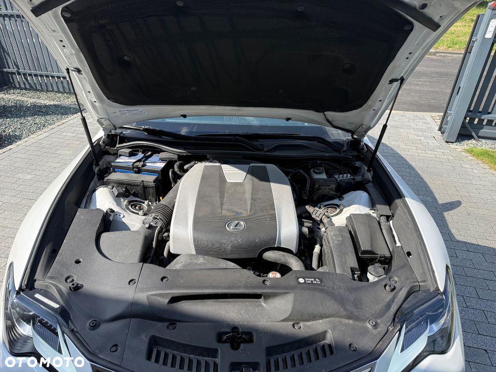 Lexus RC - 5