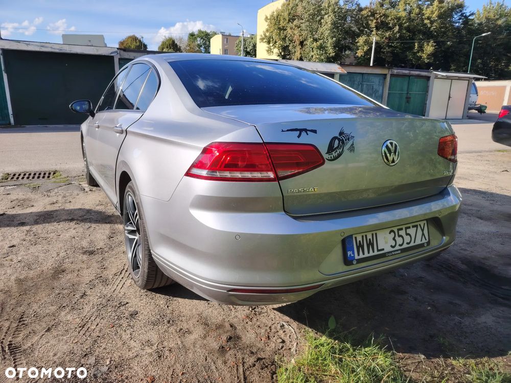 Volkswagen Passat 2.0 TDI SCR Comfortline - 4