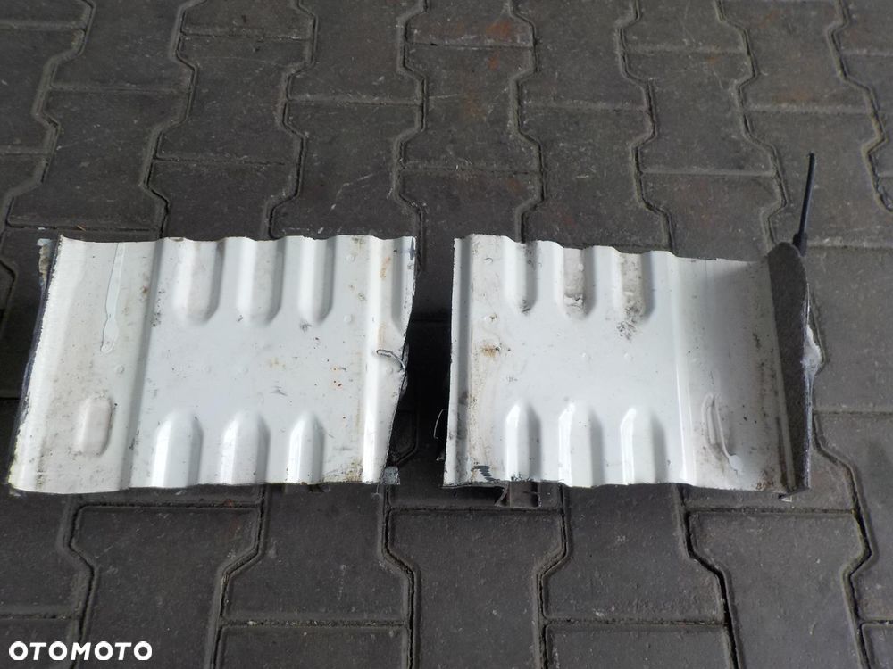 VW T5 UCHWYT MOCOWANIE AMORTYZATORA TYŁ TYLNE PRAWE LEWE - 5