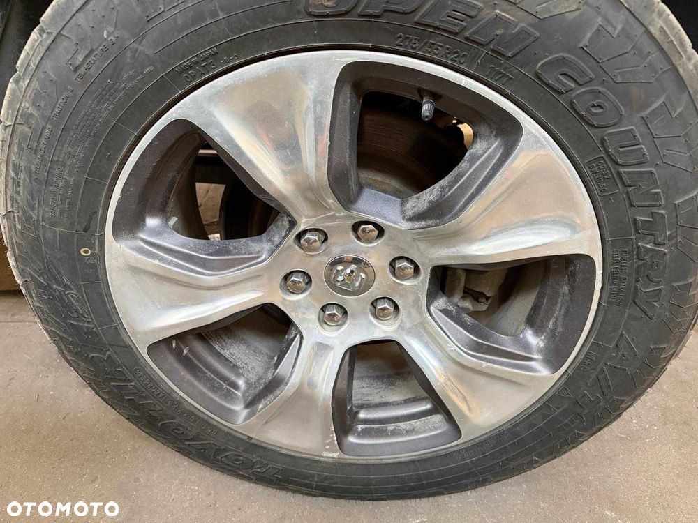 Felga aluminiowa 20'' Dodge Ram LARAMIE po 2019 roku - 1