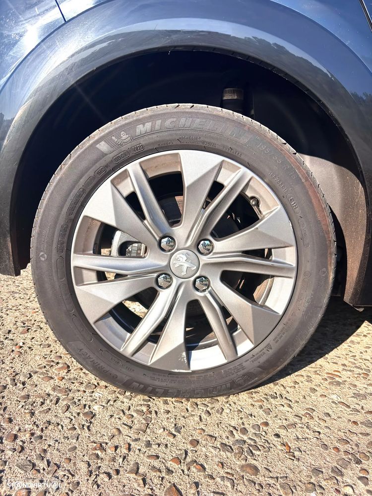 Peugeot e-208 Active Pack - 8