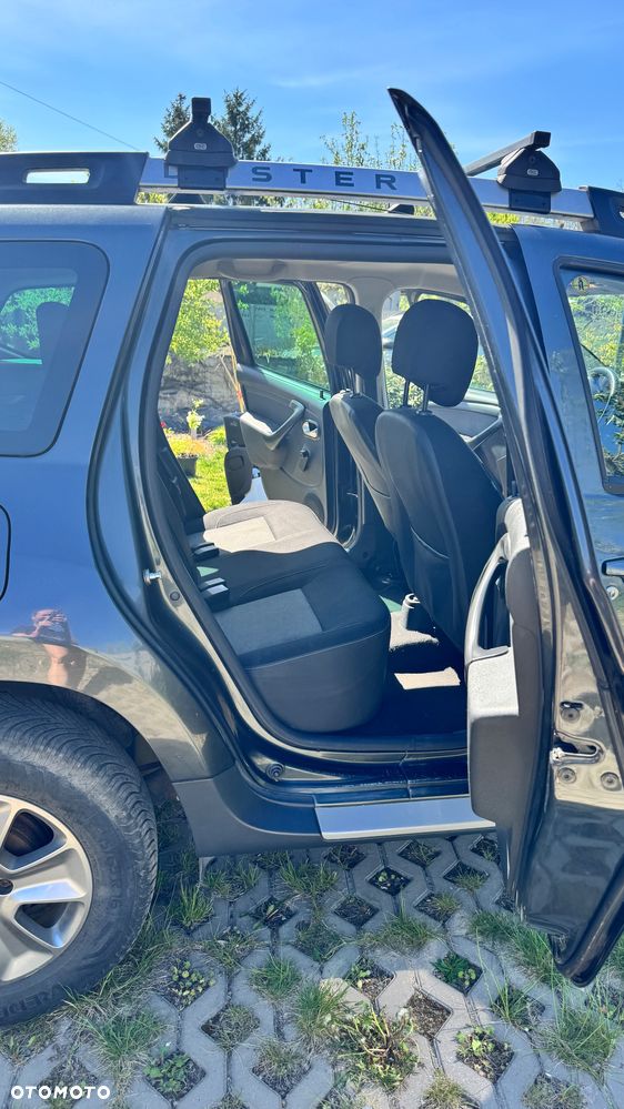 Dacia Duster 1.6 SCe Laureate S&S - 11