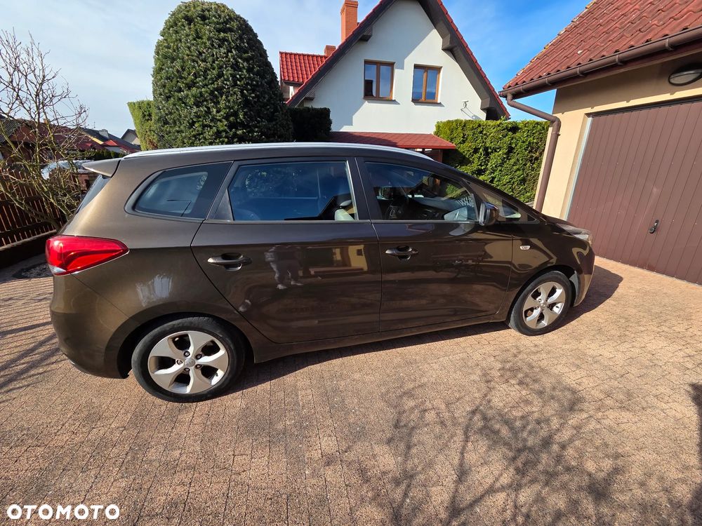 Kia Carens 1.6 GDI L - 3