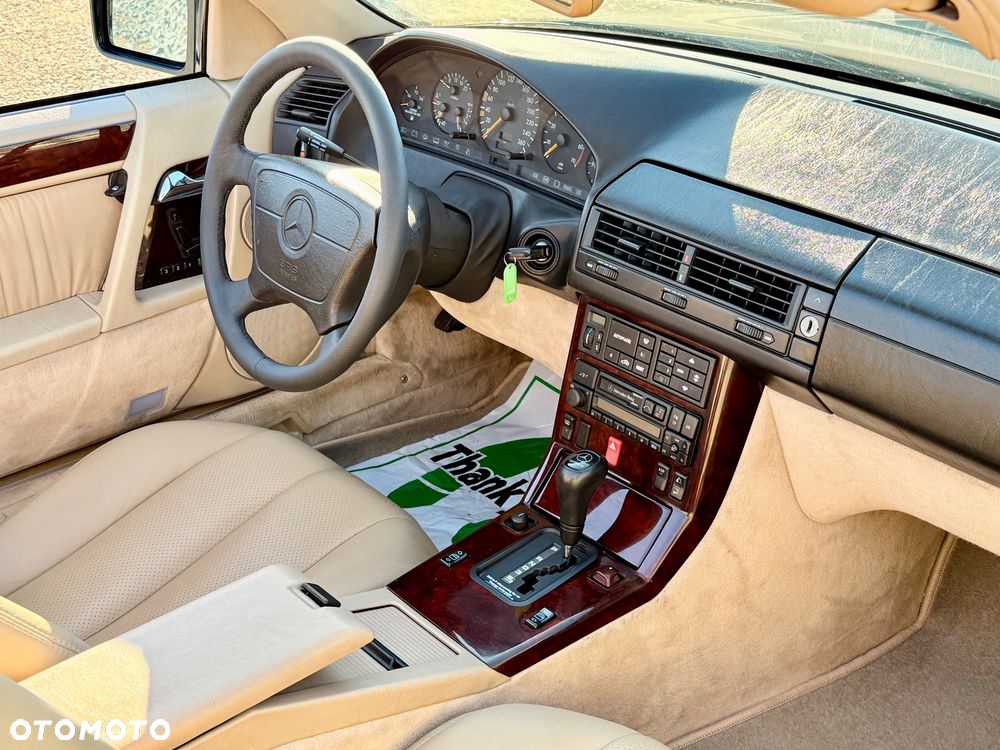Mercedes-Benz SL - 13
