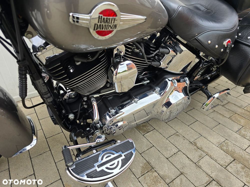 Harley-Davidson Softail Heritage Classic - 10