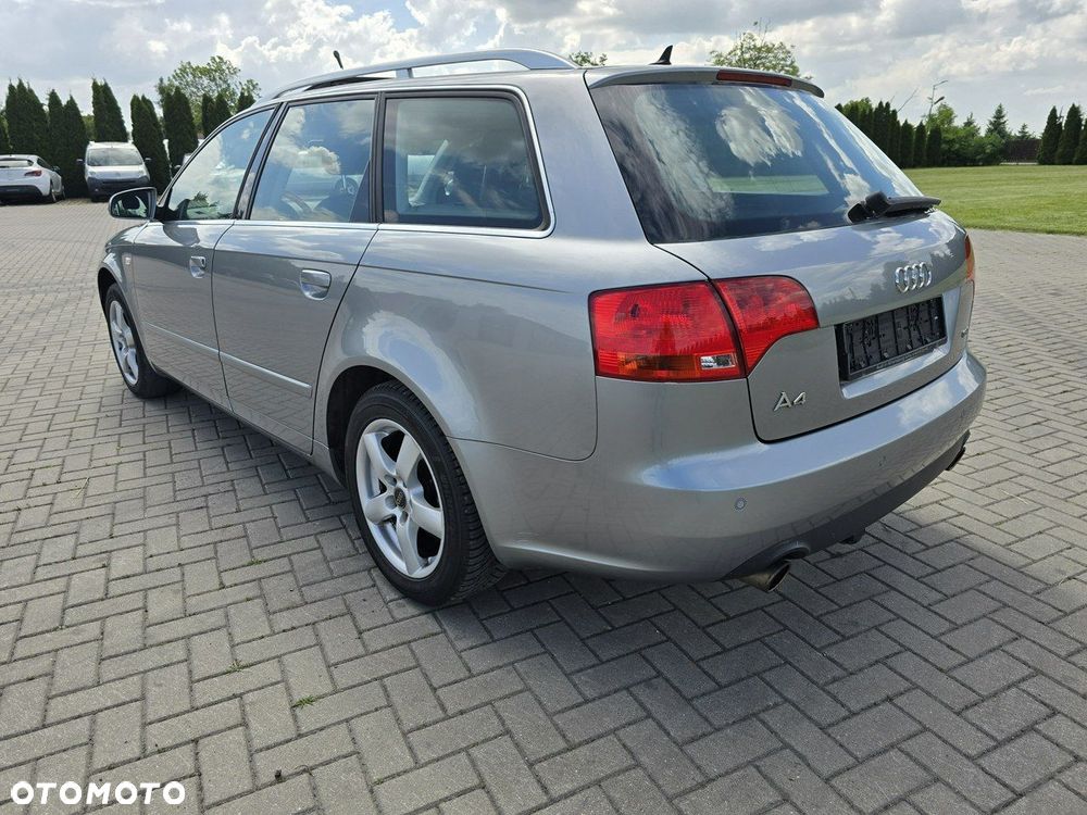 Audi A4 Avant - 12