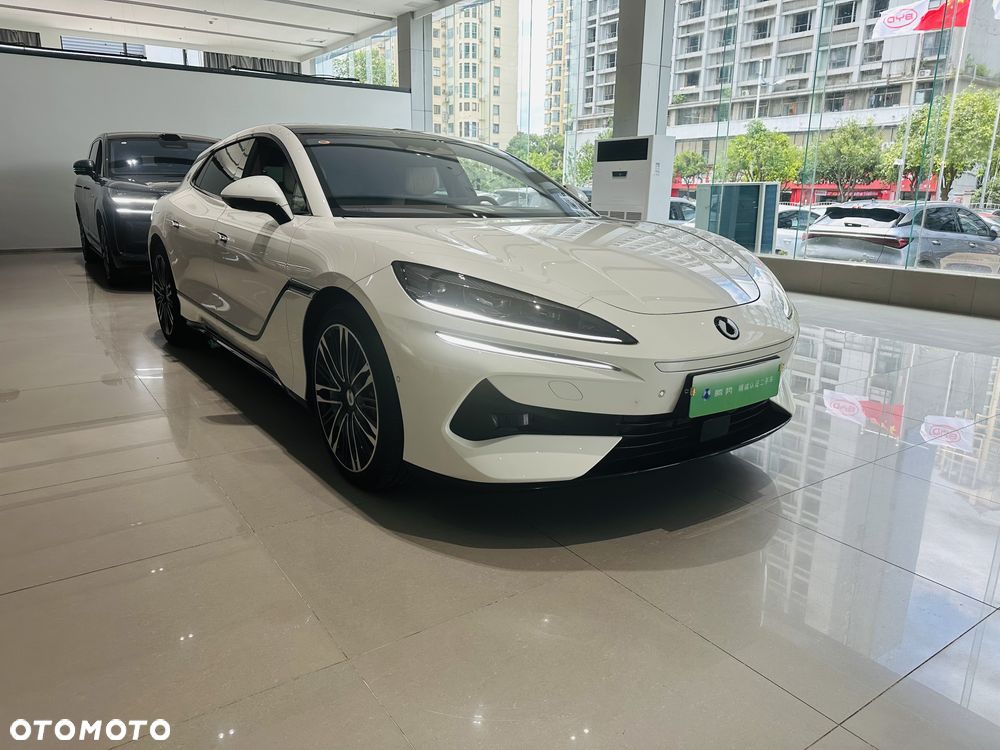 Denza Z9 GT