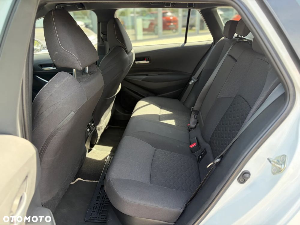 Toyota Corolla 1.8 Hybrid Comfort - 8