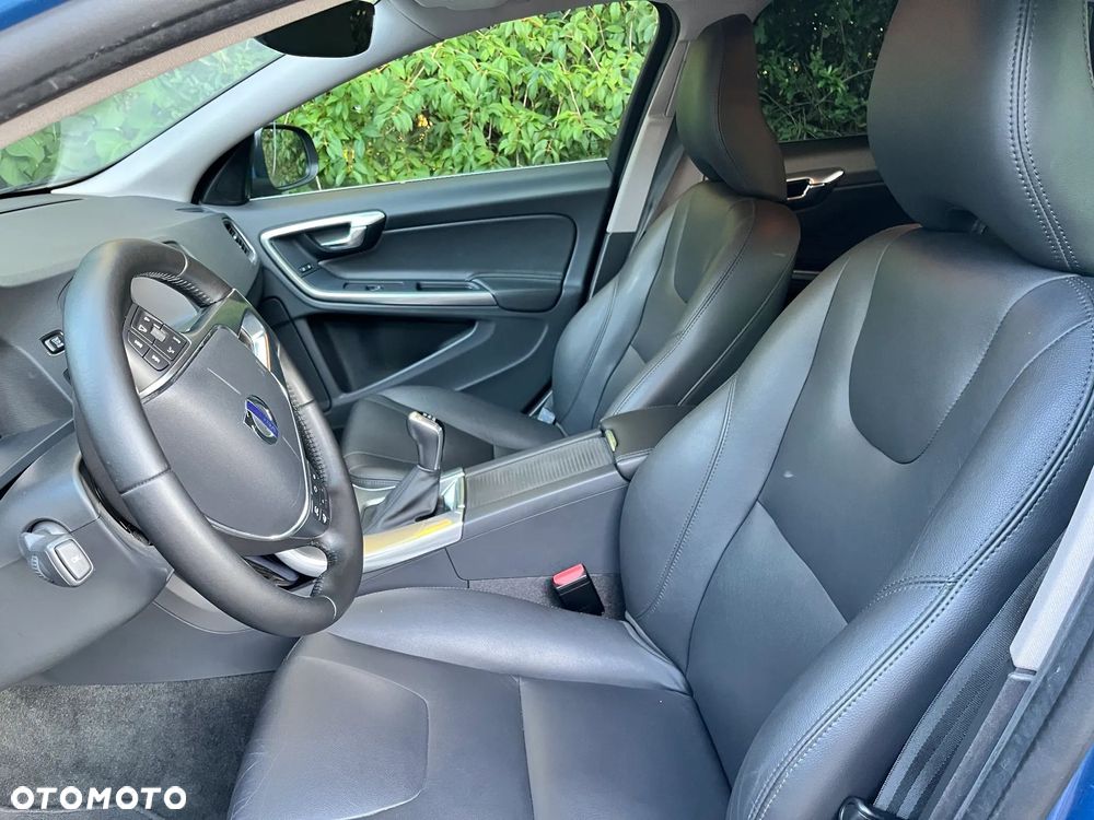 Volvo V60 T3 Drive-E Summum - 11