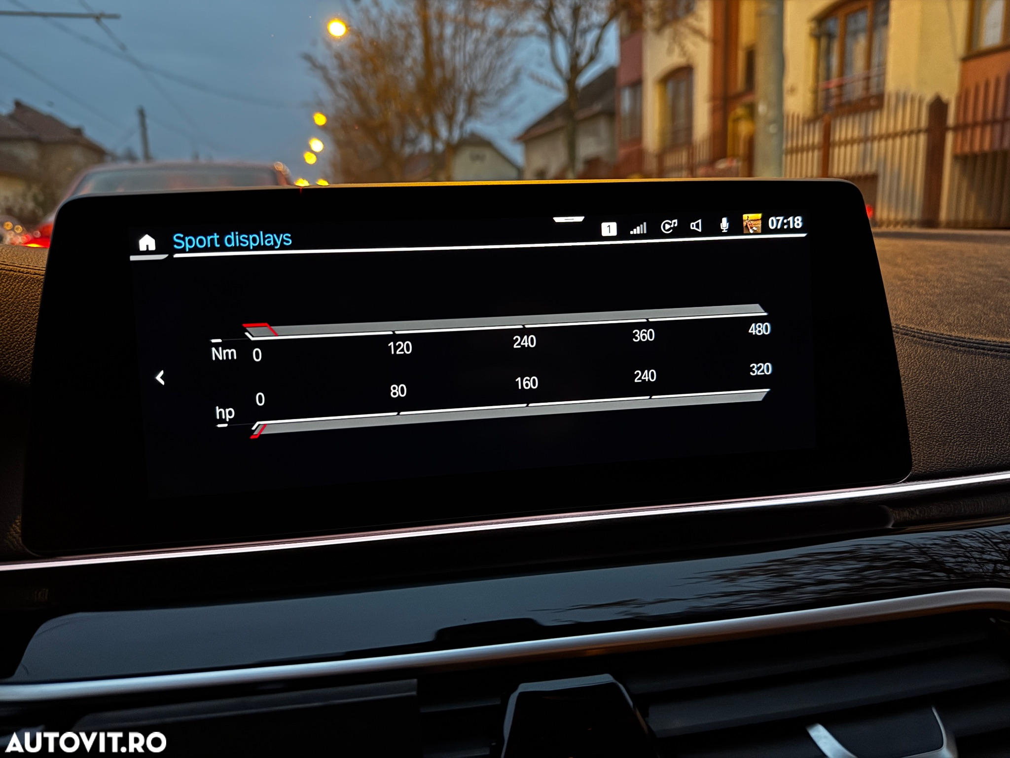 BMW Seria 5 530e Aut. Luxury Line - 36