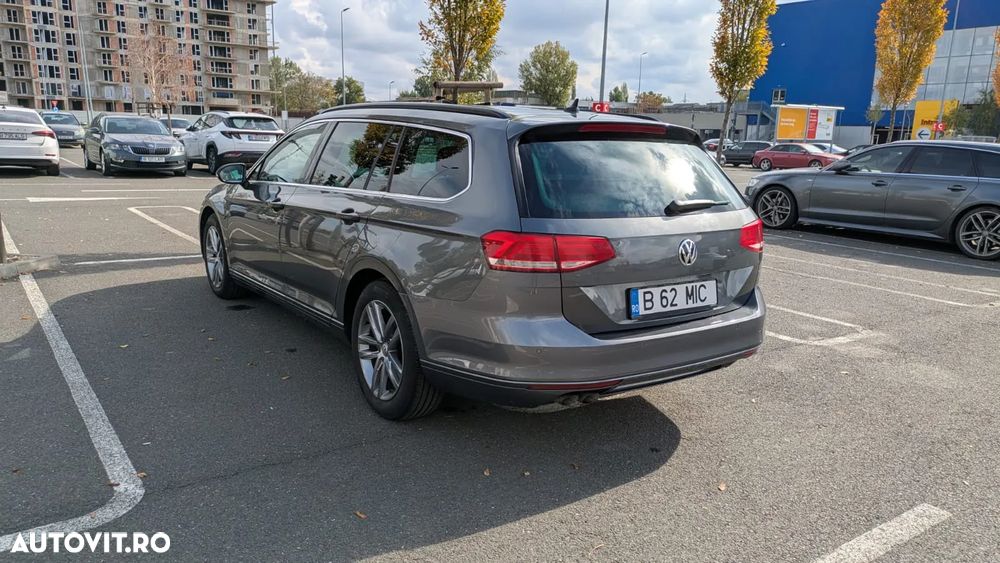Volkswagen Passat Variant 2.0 TDI DSG Comfortline - 8
