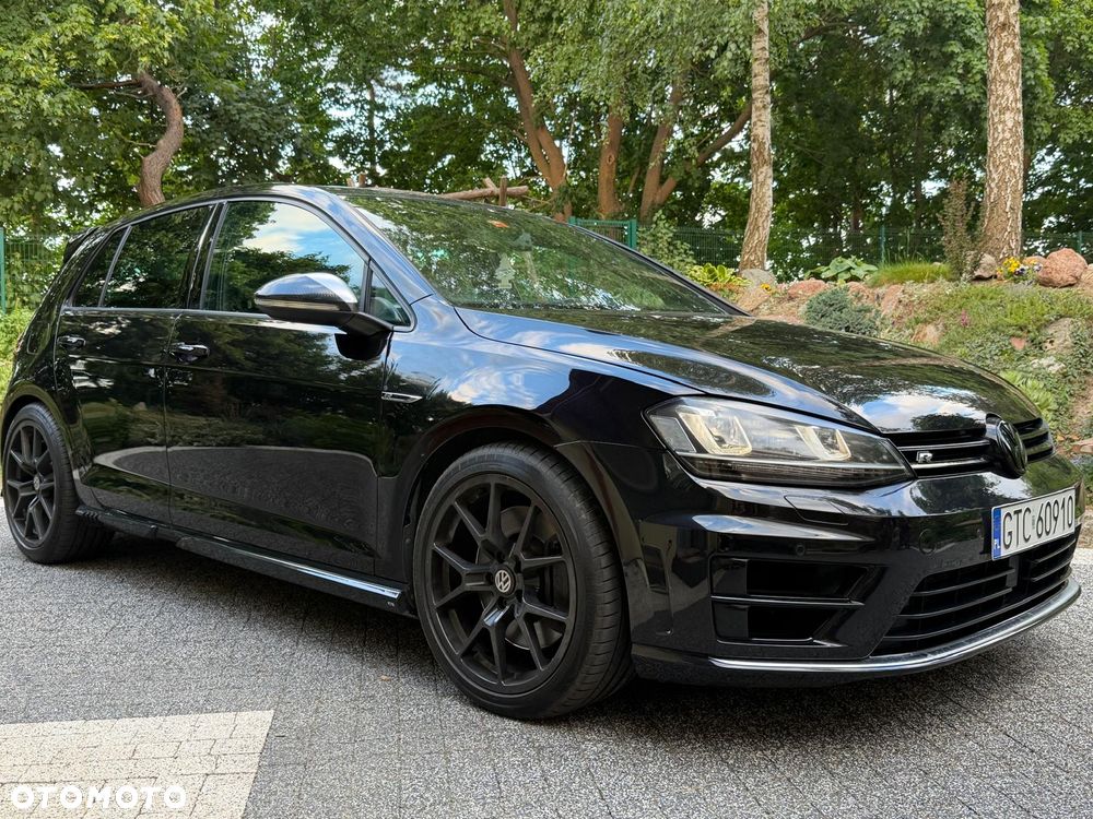 Volkswagen Golf - 6