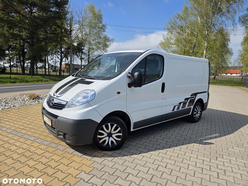 Opel Vivaro - 1