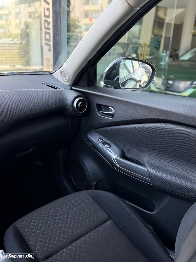 Nissan Juke 1.0 DIG-T Acenta DCT - 24
