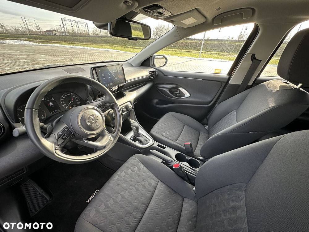 Toyota Yaris 1.5 Comfort CVT - 10