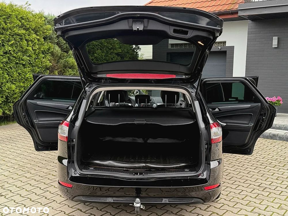 Ford Mondeo 1.6 TDCi Platinium X Plus (Titanium) - 24