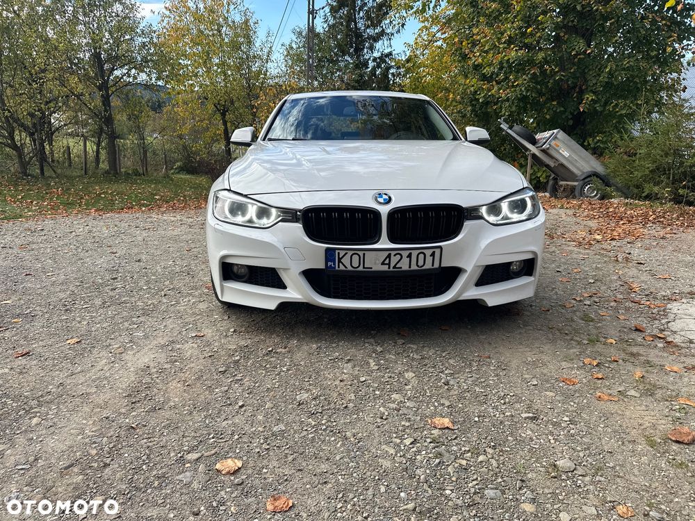 BMW F30 2014 photo 2