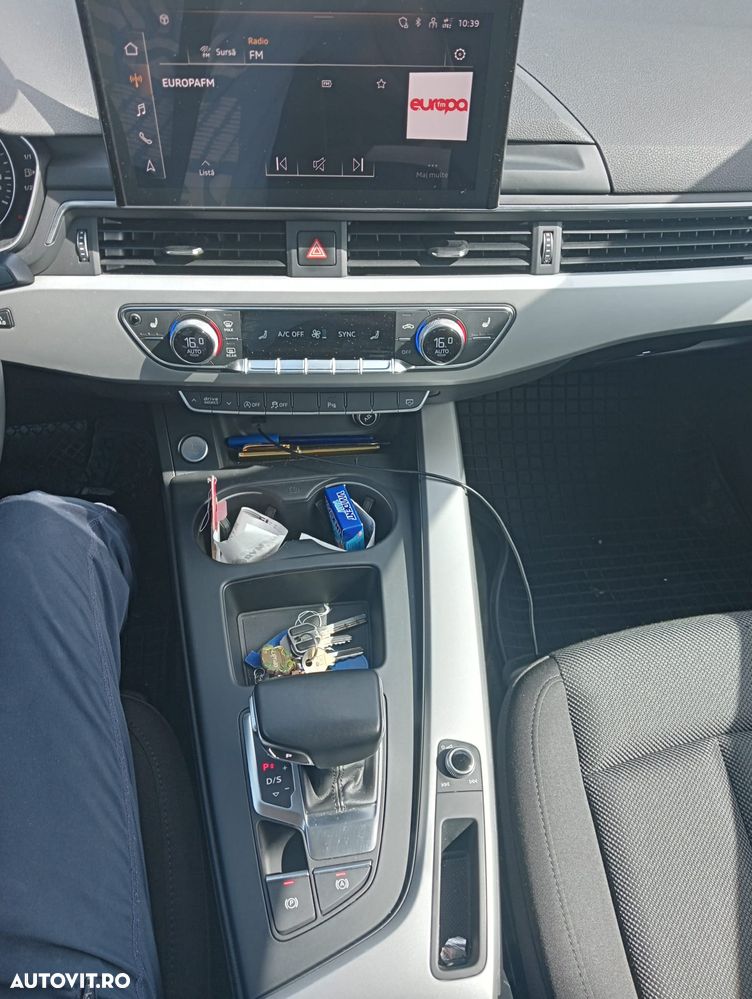 Audi A4 35 TFSI S tronic MHEV Basic - 7