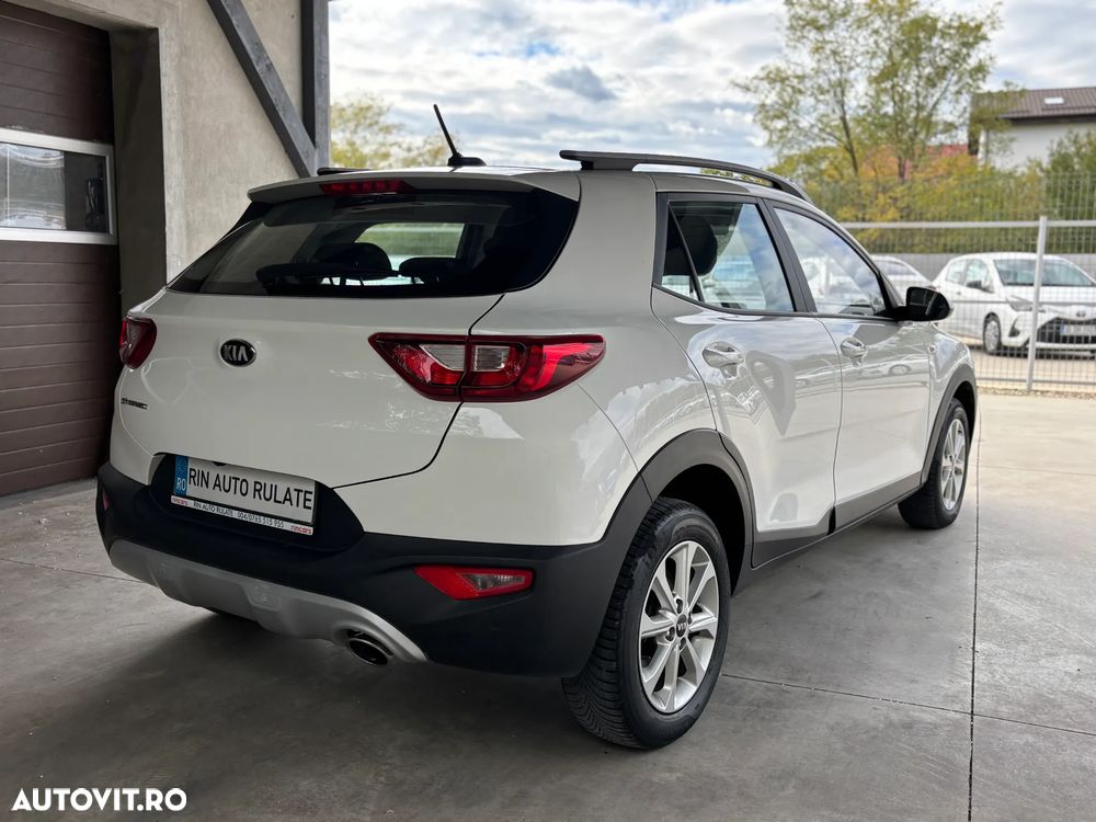 Kia Stonic 1.2 MPI 5MT Trend - 10