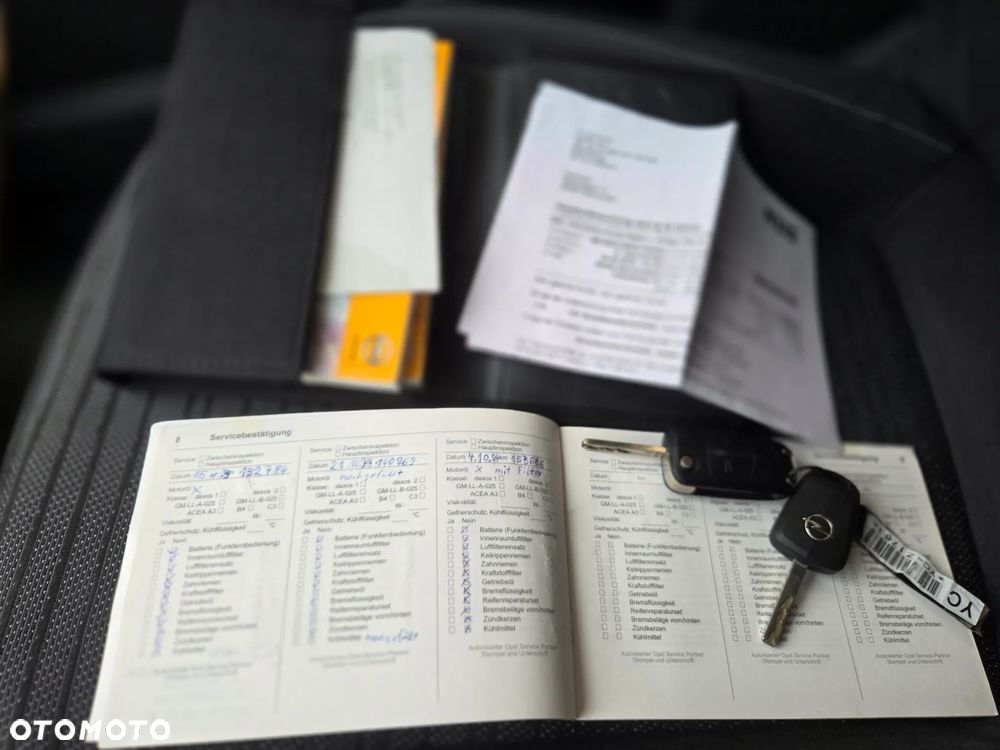Opel Corsa 1.2 16V Enjoy - 8
