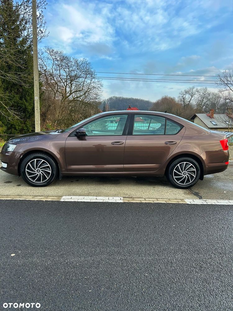 Skoda Octavia 2.0 TDI Edition - 8