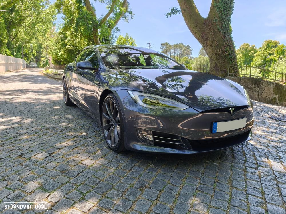 Tesla Model S 100D - 2