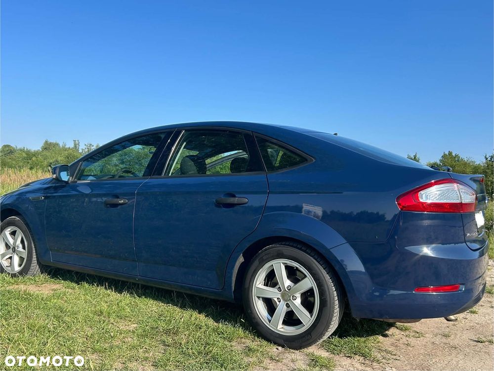 Ford Mondeo - 8