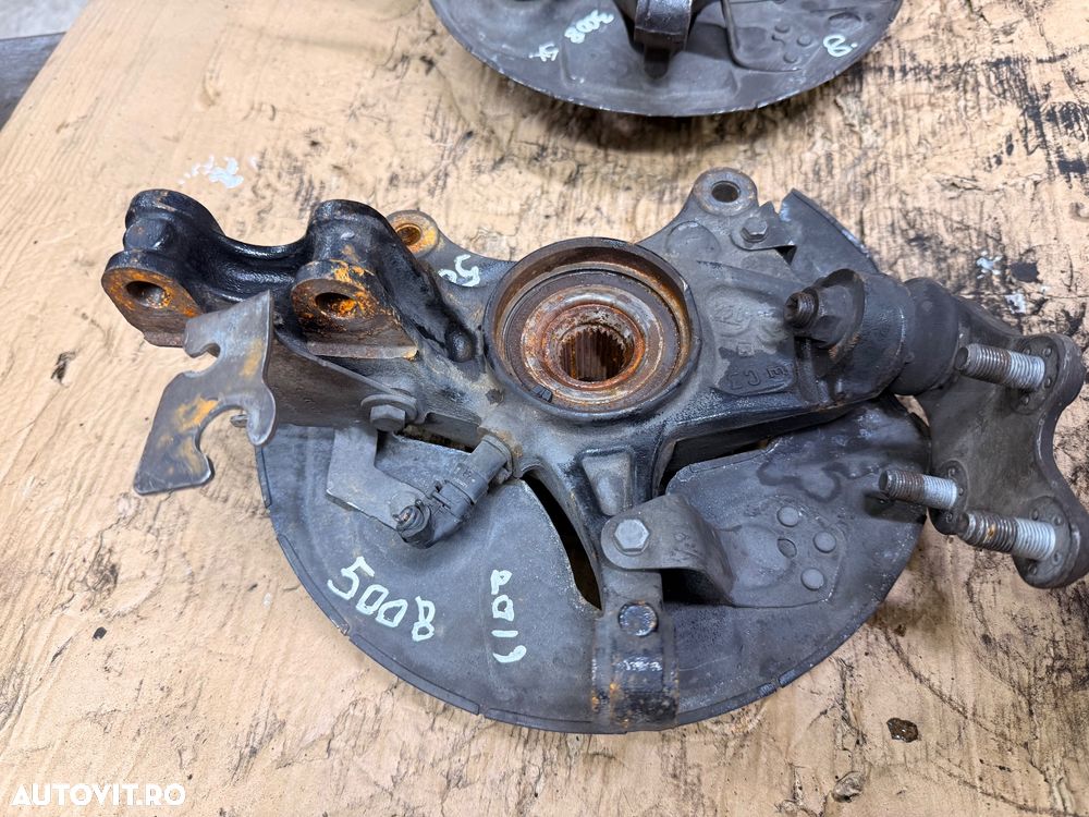 Fuzeta stanga fata PEUGEOT 3008, 5008 an 2017-2024 - 3