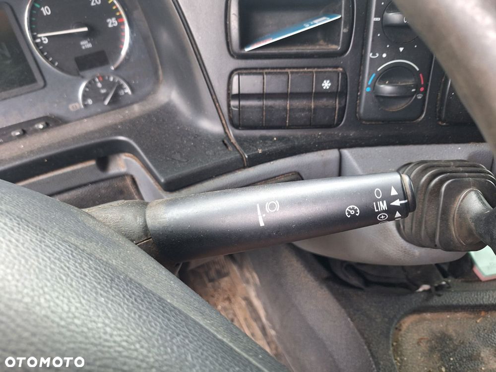 Versalift Actros 1832 L - 17
