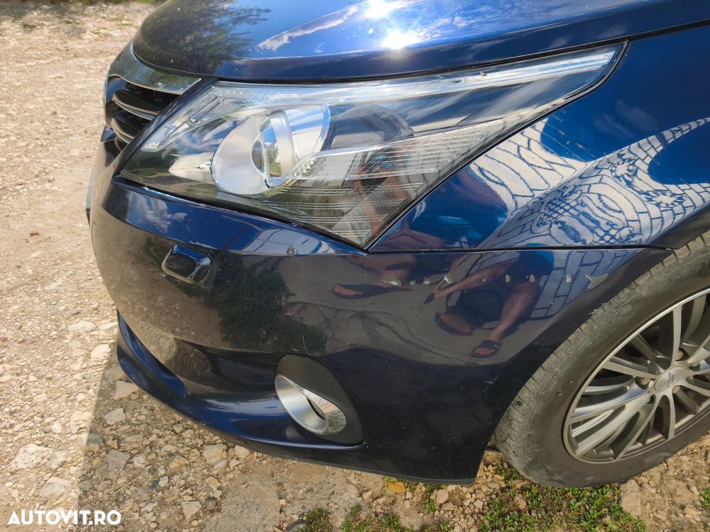 Toyota Avensis 2.0 D-4D Elegance - 8