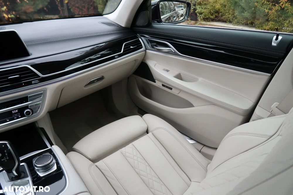 BMW Seria 7 730d xDrive - 23