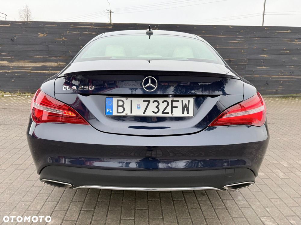 Mercedes-Benz CLA - 16
