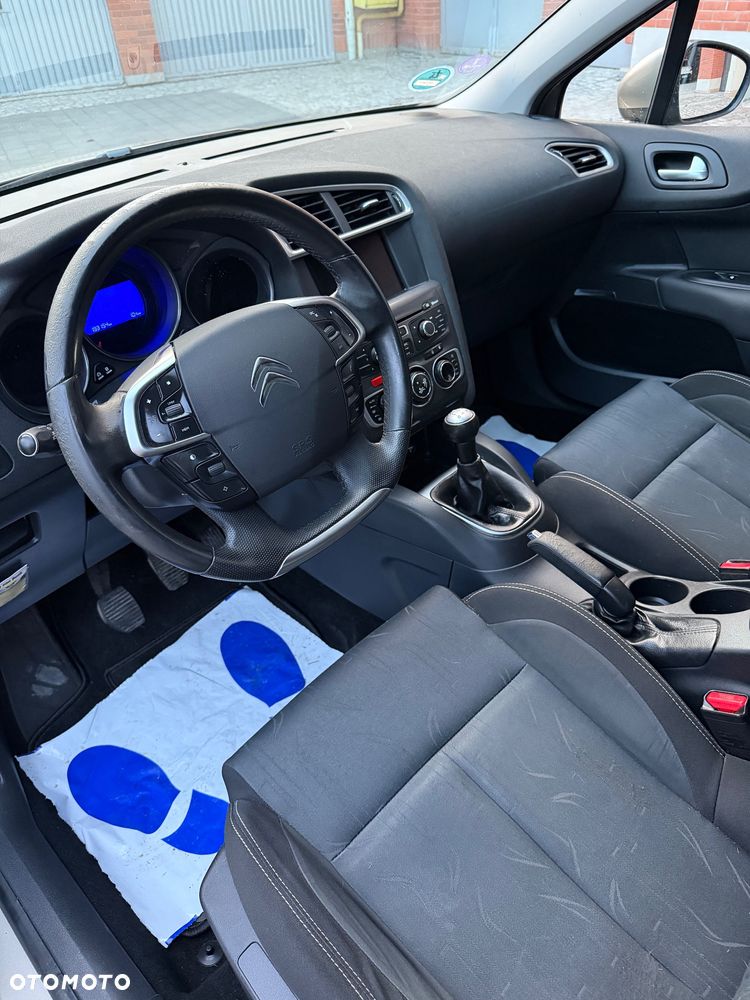 Citroën C4 1.6 VTi Exclusive - 32
