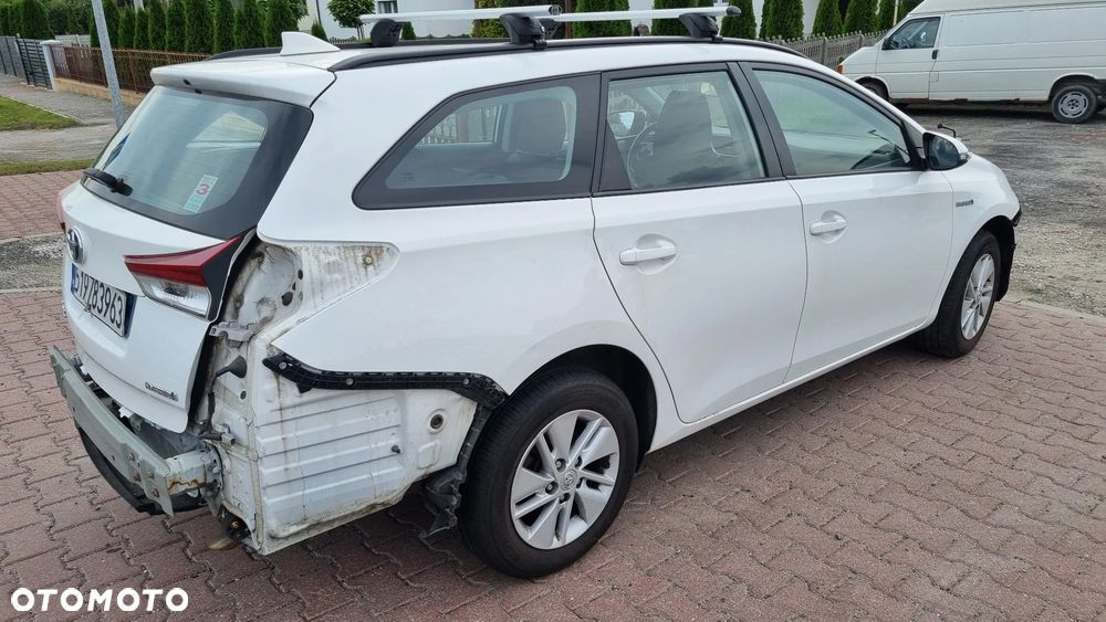 Toyota Auris - 2