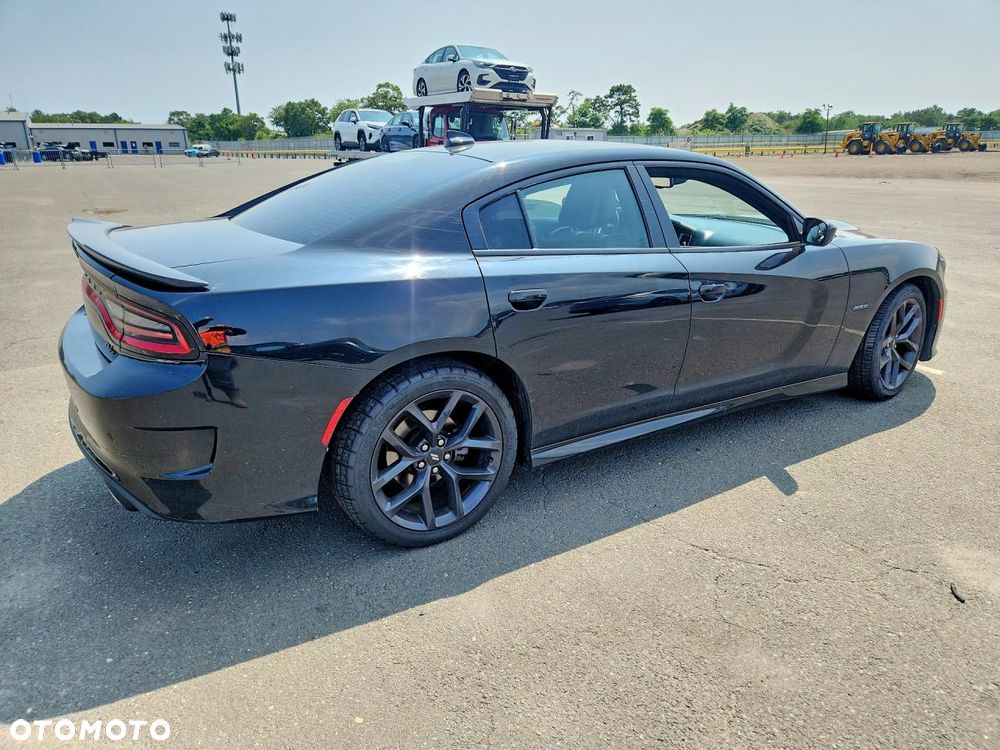 Dodge Charger 5.7 R/T - 4