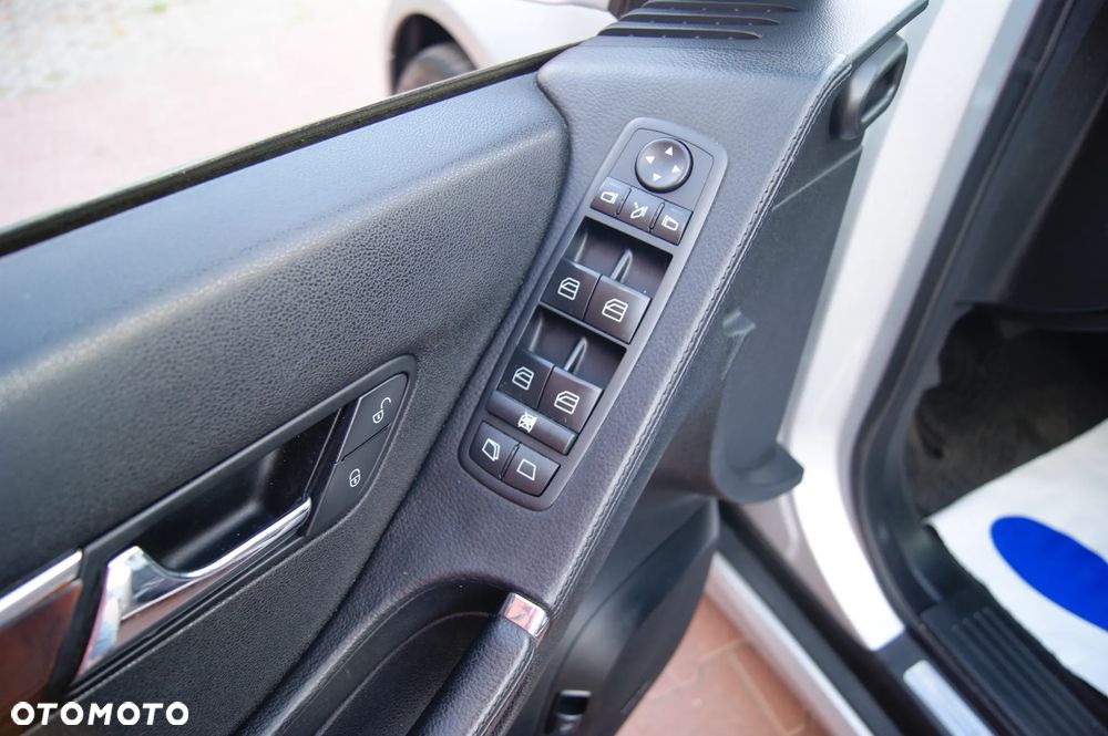 Mercedes-Benz Klasa R 500 4Matic 7G-TRONIC - 19