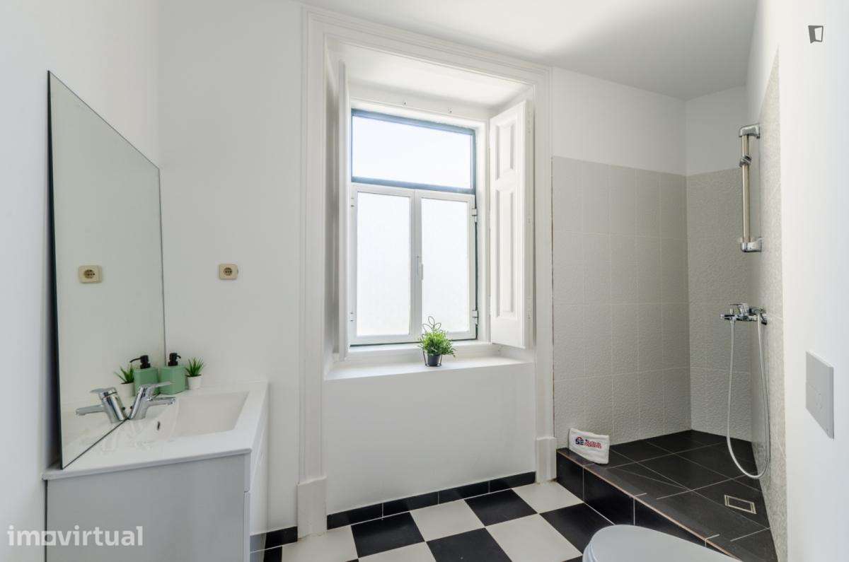 Quarto - localizado em Arroios Lisbon - Grande imagem: 3/18