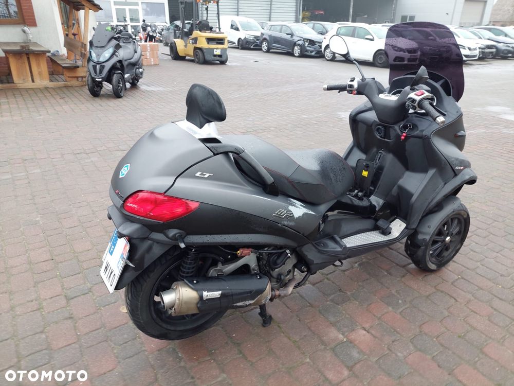 Piaggio MP-3 - 7