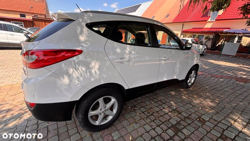 Hyundai ix35 2.0 CRDi 4WD Automatik Finale Silver - 11
